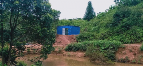 天飨养殖场里与众不同的基不落土鸡蛋