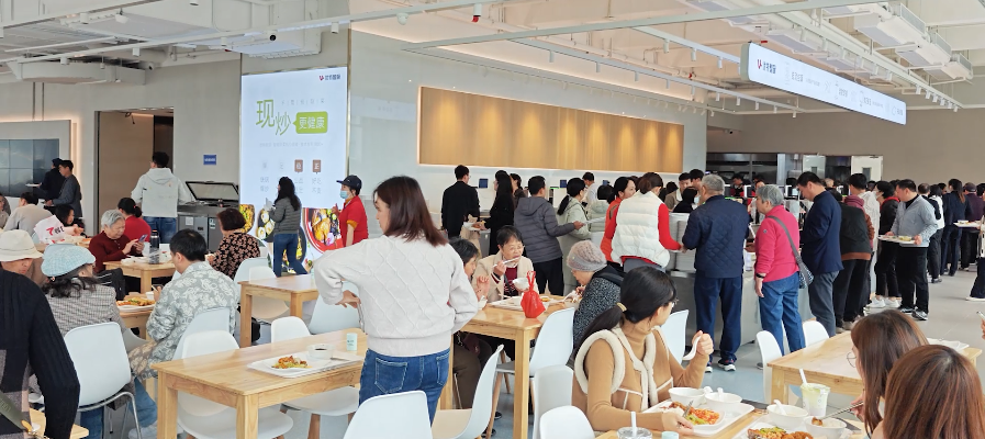 1773307945425500.png “AI养龙虾”之前,优特智厨炒菜机器人早已把“龙虾”炒熟了!